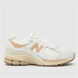 New Balance - New Balance 2002r trainers in white & beige (Womens)